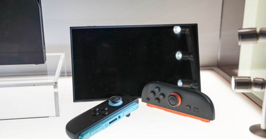 Не знімайте захисну плівку з екрана Switch 2