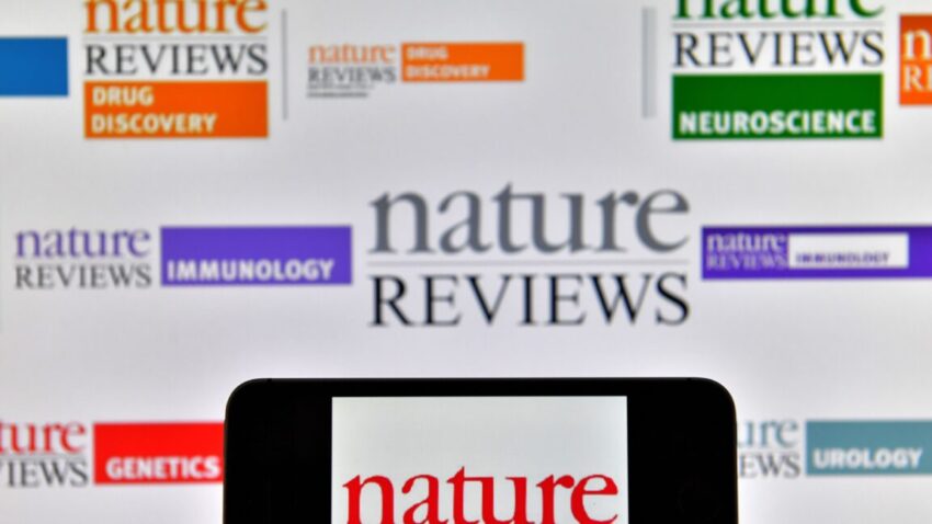 Відділ охорони здоров'я RFK Jr. називає журнал Nature "сміттєвою наукою" і скасовує підписки