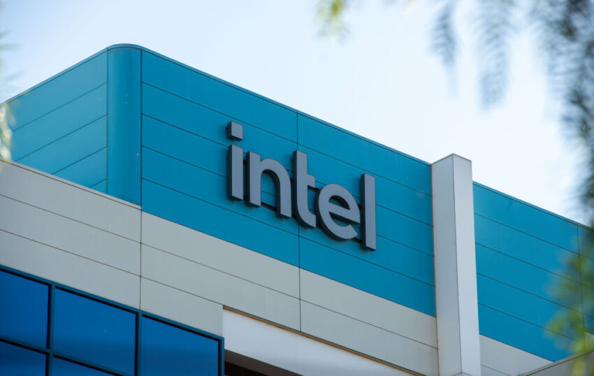 Intel розкриває всі можливі ризики, пов'язані з 10% часткою США