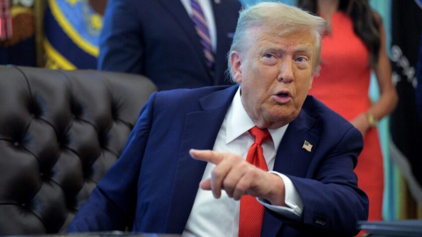 CBS поступилася Трампу — тепер він прагне покарань для ABC та NBC
