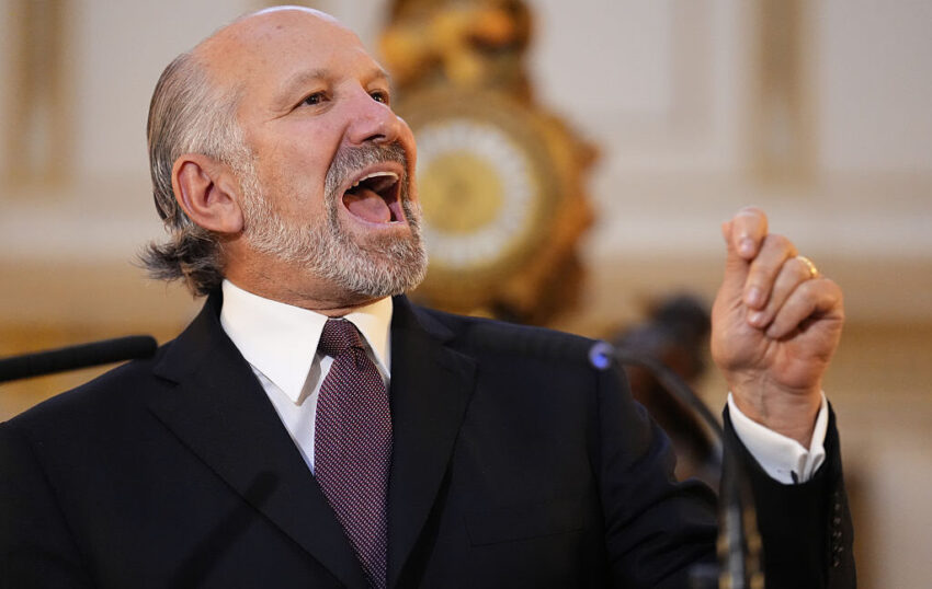 Тайвань змушений перенести 50% виробництва чіпів до США або втратити захист