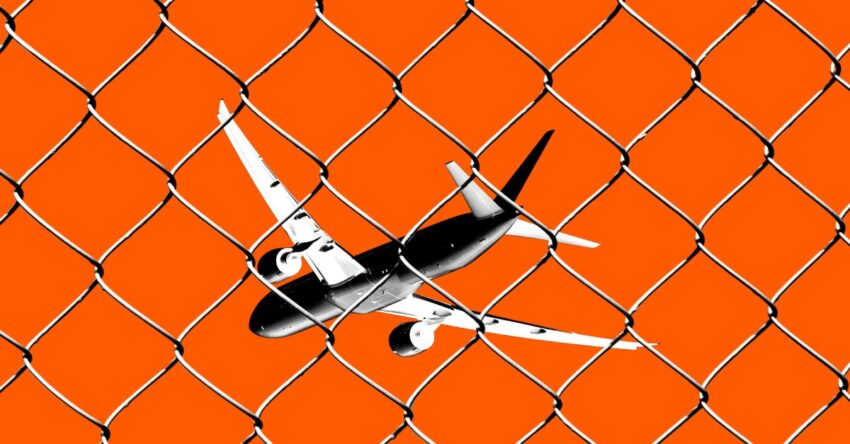 Amazon, Google та Microsoft закликають працівників терміново повернутися до США