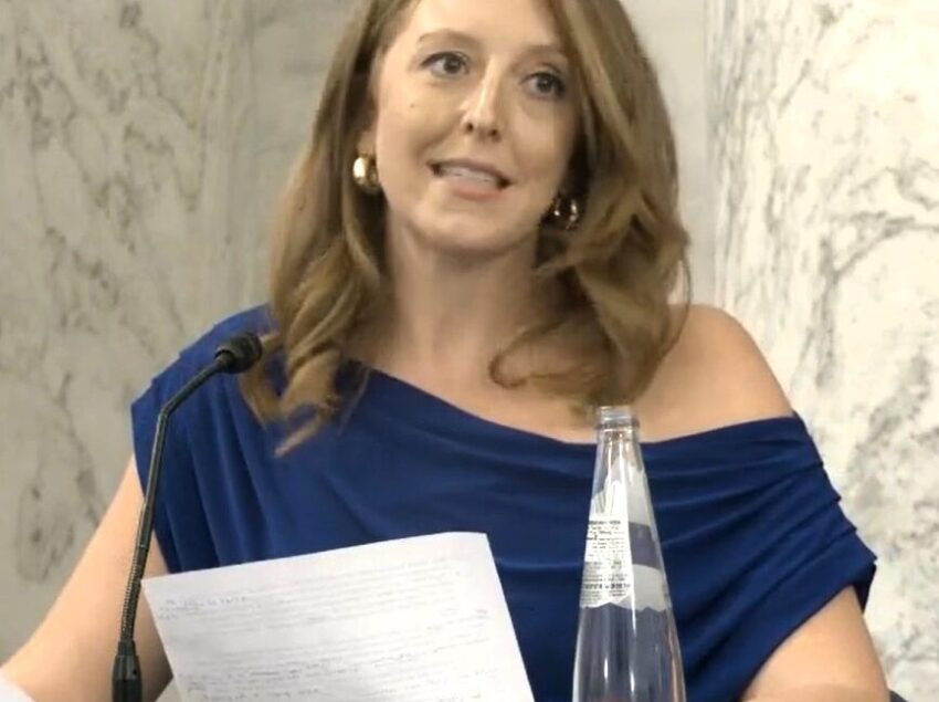 Кандидатура впливової фігури Трампа на пост головного лікаря виступає перед Сенатом