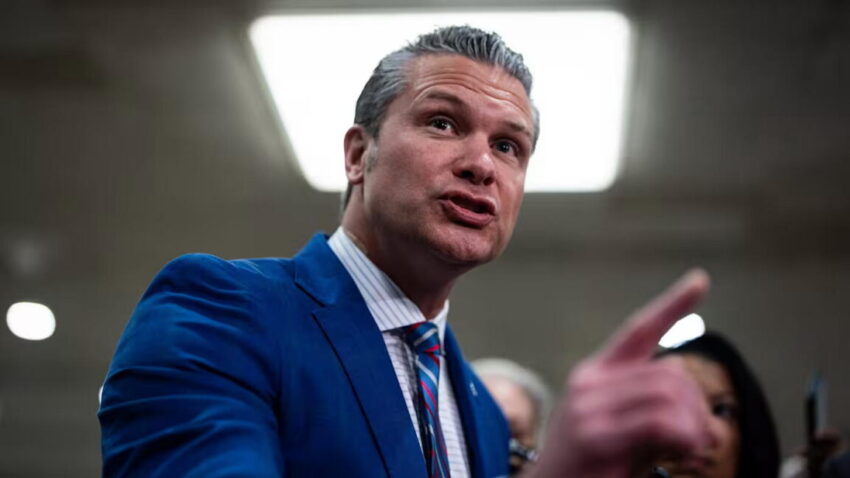 Пет Хегсет підштовхує Anthropic відповідати вимогам Пентагону: що буде далі?